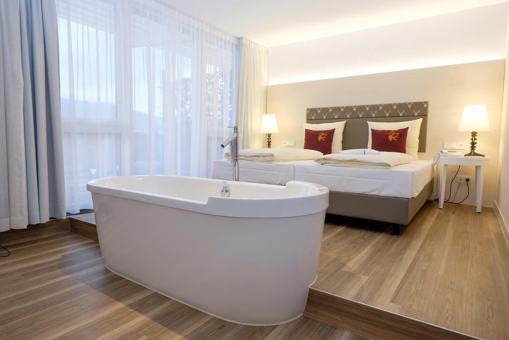 Hotel Baeren Titisee Exterior foto