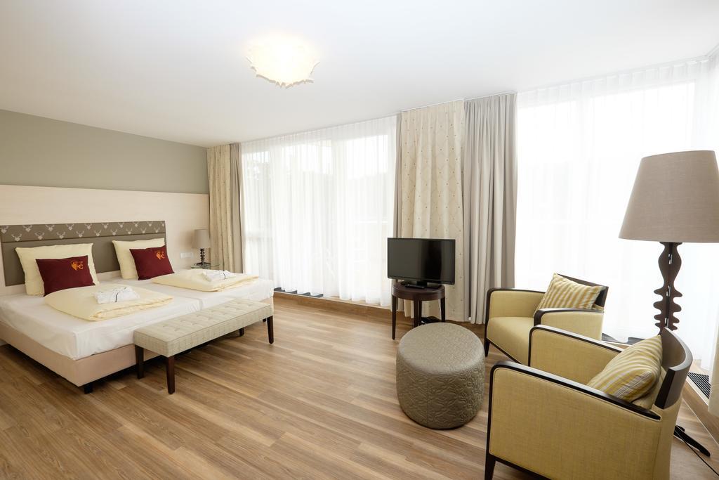 Hotel Baeren Titisee Exterior foto